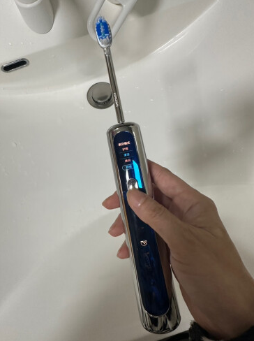 电动牙刷哪个牌子好？这才叫真正好用！(图2)